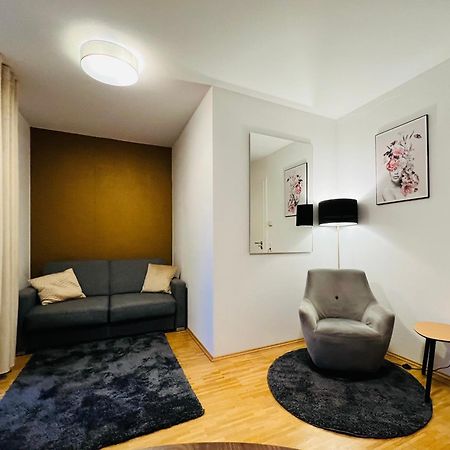 Stylish Apartment Naehe Hbf-Tiefgarage-Lift Hannover Eksteriør bilde