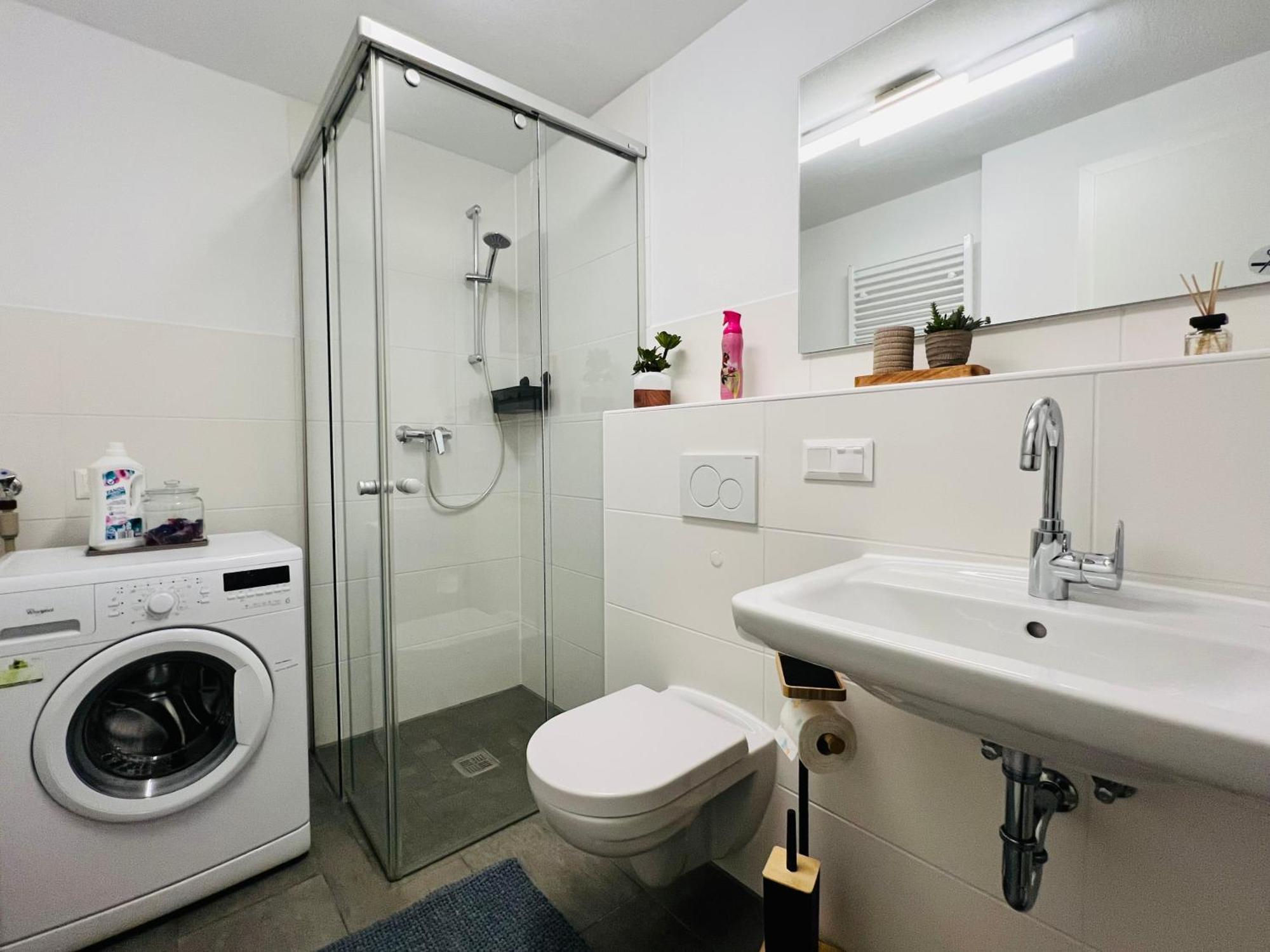 Stylish Apartment Naehe Hbf-Tiefgarage-Lift Hannover Eksteriør bilde